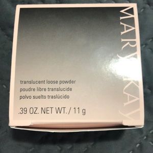 Translucent loose powder
